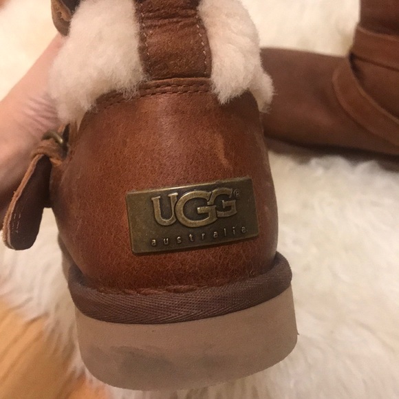 Ugg Boots Size 6 - Picture 5 of 7